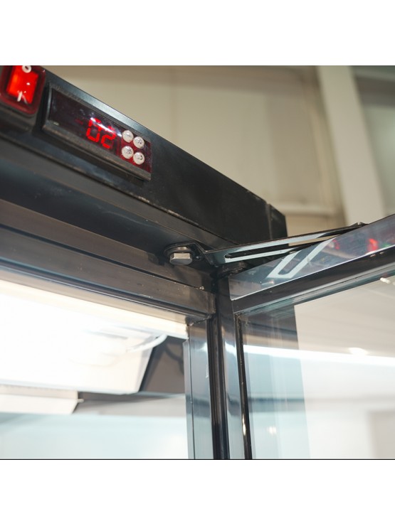 Armário Frigorífico com 2 Portas - Expositor - 460 Litros