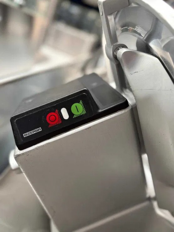 Cortadora de Fiambre Bizerba - Usada - 330mm