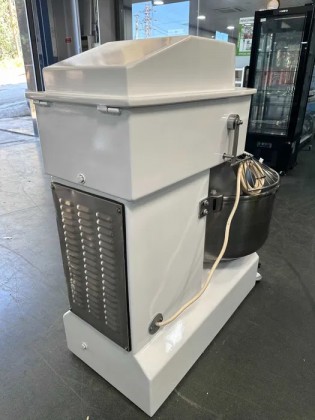 Amassadeira Profissional - Ferneto - 50 Kgs Farinha